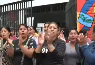 San Juan de Lurigancho: Padres de familia protestan por robos a escolares 