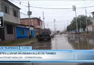 Intensas lluvias inundan calles de Tumbes por segundo día consecutivo