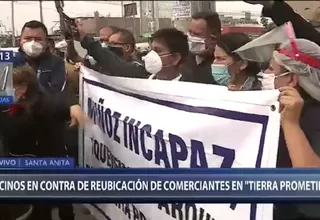 Vecinos protestan en contra de reubicación de comerciantes en la Tierra Prometida 