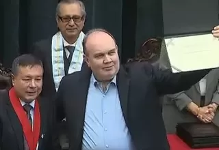 [VIDEO] JEE entrega credenciales a electo alcalde de Lima, Rafael López Aliaga