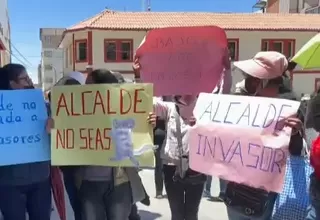 [VIDEO] Puno: Padres de familia protestan contra alcalde 