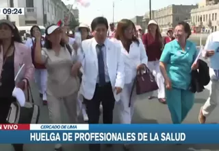 EN VIVO | Profesionales de salud iniciaron huelga indefinida por mejoras salariales