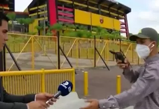 Ecuador: Asaltan con arma a periodista mientras realizaba un reportaje afuera del Estadio Monumental