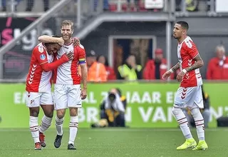 Emmen con Sergio Peña derrotó 2-1 al Vitesse por la Eredivisie