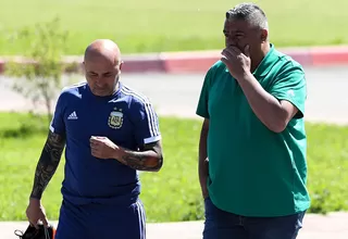 Jorge Sampaoli sigue como técnico de la selección argentina