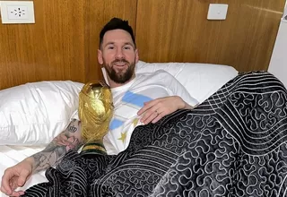 Lionel Messi durmió con la Copa del Mundo tras llegar a Argentina
