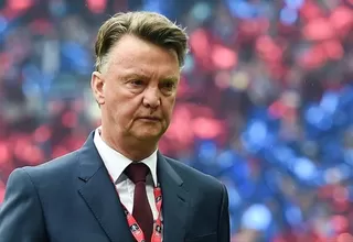 Manchester United anunció la salida del holandés Louis van Gaal