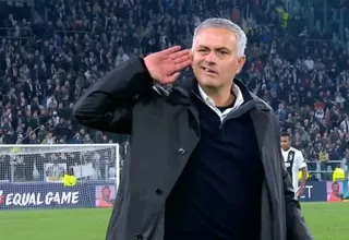 Mourinho y su provocativo gesto tras el triunfo del Manchester United a la Juventus