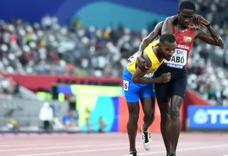 Atleta dio ejemplo de deportividad al ayudar a otro corredor en el Mundial de Atletismo