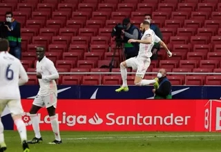 Real Madrid rescató un empate 1-1 sobre el final ante Atlético en el derbi de LaLiga Santander