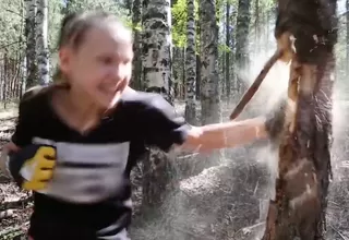YouTube: Niña boxeadora destrozó un árbol durante su entrenamiento