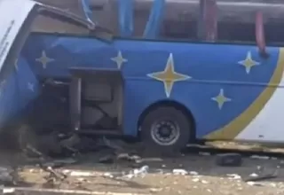Brasil: 41 muertos tras el choque entre un autobús y un camión