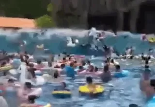 China: enorme ola en piscina de parque acuático dejó al menos 44 heridos