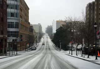 EE.UU.: Washington sigue bloqueada luego de nevada histórica que causó 25 muertos