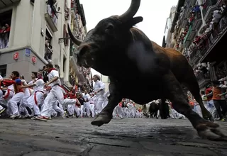 España: dos personas corneadas dejó la peligrosa corrida de toros de San Fermín 
