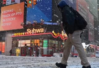Una poderosa tormenta de nieve azota Nueva York y el noreste de EE. UU.