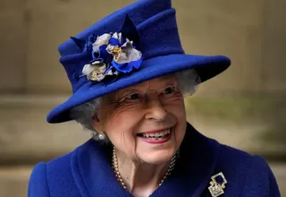 Exhiben joyas y retratos de la reina Isabel II