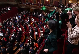 Francia se convirtió en el primer país en proteger el aborto en su Constitución