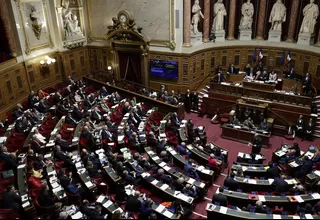 Francia: Senado vota a favor de incluir el aborto en la Constitución como una "libertad garantizada"