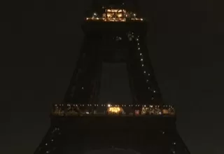 Francia: La Torre Eiffel apagó sus luces para sumarse a la 'Hora del Planeta'