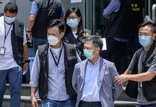 Policía de Hong Kong allana diario prodemocracia Apple Daily y detiene a cinco directivos