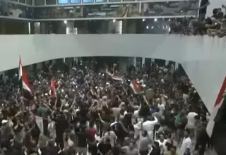 Irak: manifestantes irrumpen parlamento 