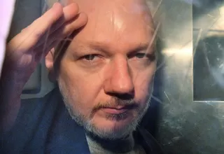 Julian Assange fue condenado a 50 semanas de cárcel por violar libertad condicional