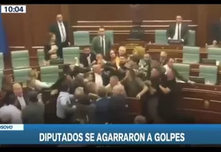 Kosovo: Diputados se lanzaron puñetazos en sede del Parlamento 