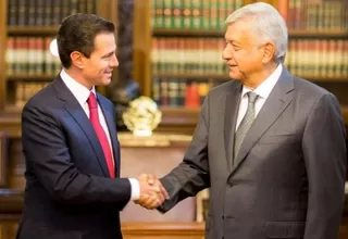 López Obrador asegura transición "ordenada y pacífica" tras reunión con Peña Nieto