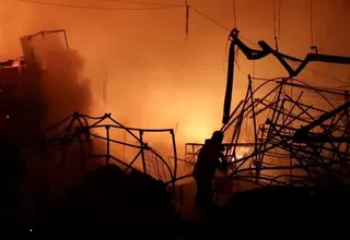 México: Incendio en mercado dejó dos muertos y más de 600 locales destruidos