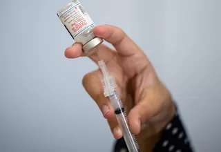 OMS pide a farmacéuticas y gobiernos que donen vacunas "en días, no en meses"