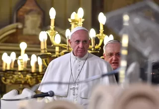 Papa Francisco llega a la sinagoga de Roma para una visita histórica