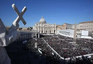 El Vaticano corrige al papa Francisco sobre la homosexualidad