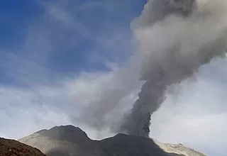Arequipa: emisión de cenizas del Sabancaya se dispersan por el valle del Colca
