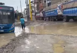 Avenida principal de Tumbes se encuentra dañada debido a fuertes lluvias