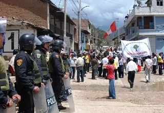 Cusco: Agricultores iniciaron paralización de 48 horas bloqueando vías turísticas