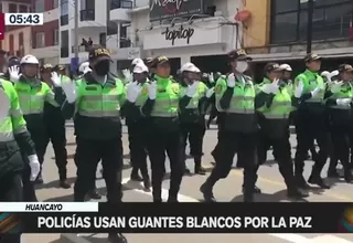 Huancayo: Policías usan guantes blancos por la paz