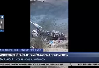Huánuco: camión cae a abismo y deja tres muertos