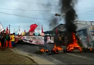 Iquitos: trabajadores de construcción civil bloquean carretera