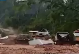 Oxapampa: Río arrastra casas tras desborde