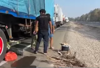Pisco: Conductores varados por bloqueo de la carretera Panamericana Sur
