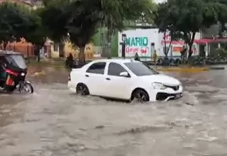 Sorpresiva lluvia inundó las calles de la ciudad de Piura