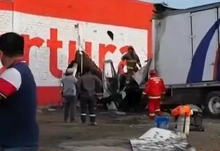 [VIDEO] Tres personas mueren tras despiste de camión en Casma